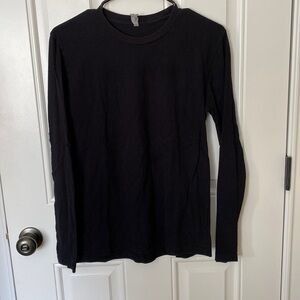 Black long sleeve women’s t-shirt